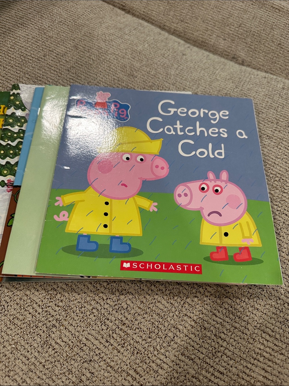 Scholastic 5 Kids Books Set - Picture 2 of 12